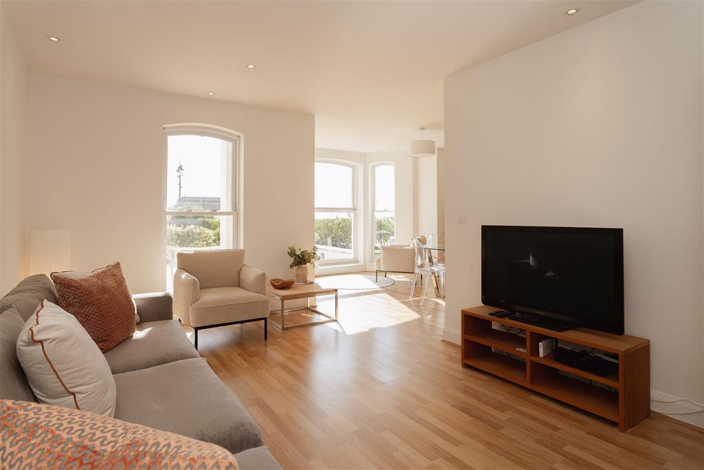 Additional image 3 of 3 bed flat for saleMarine Parade, Worthing BN11