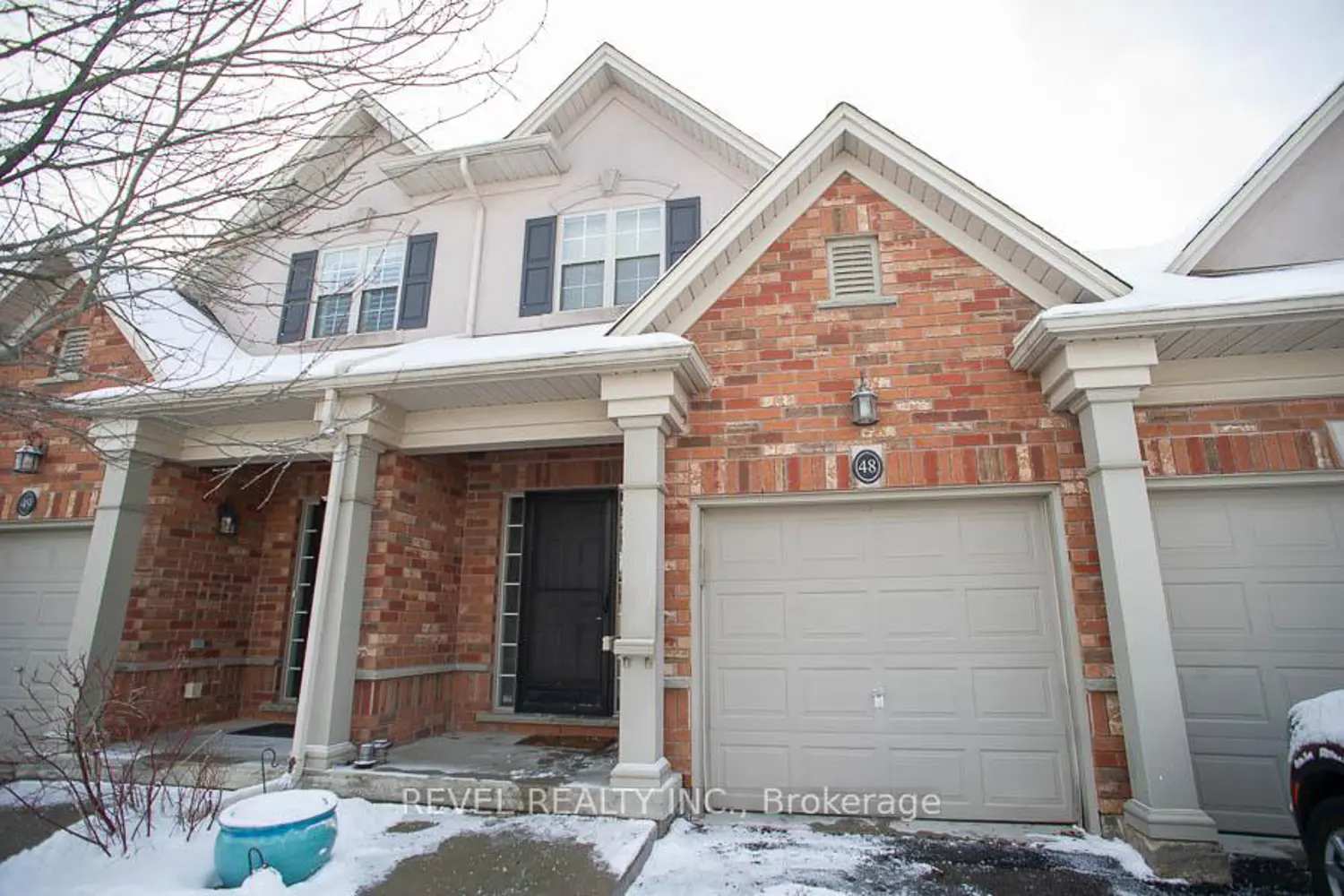 655 Park Road 48 photo 3