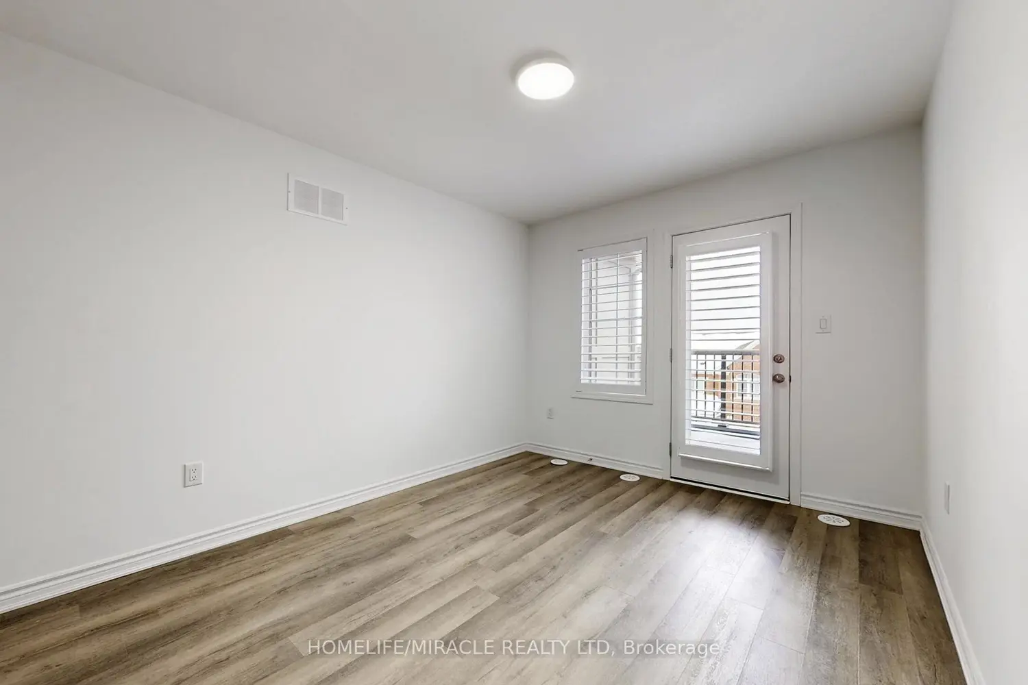 Additional image 16 of 1587 Moira Crescent