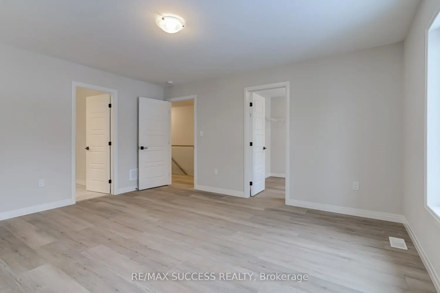 Additional image 10 of 147 Siebert Avenue