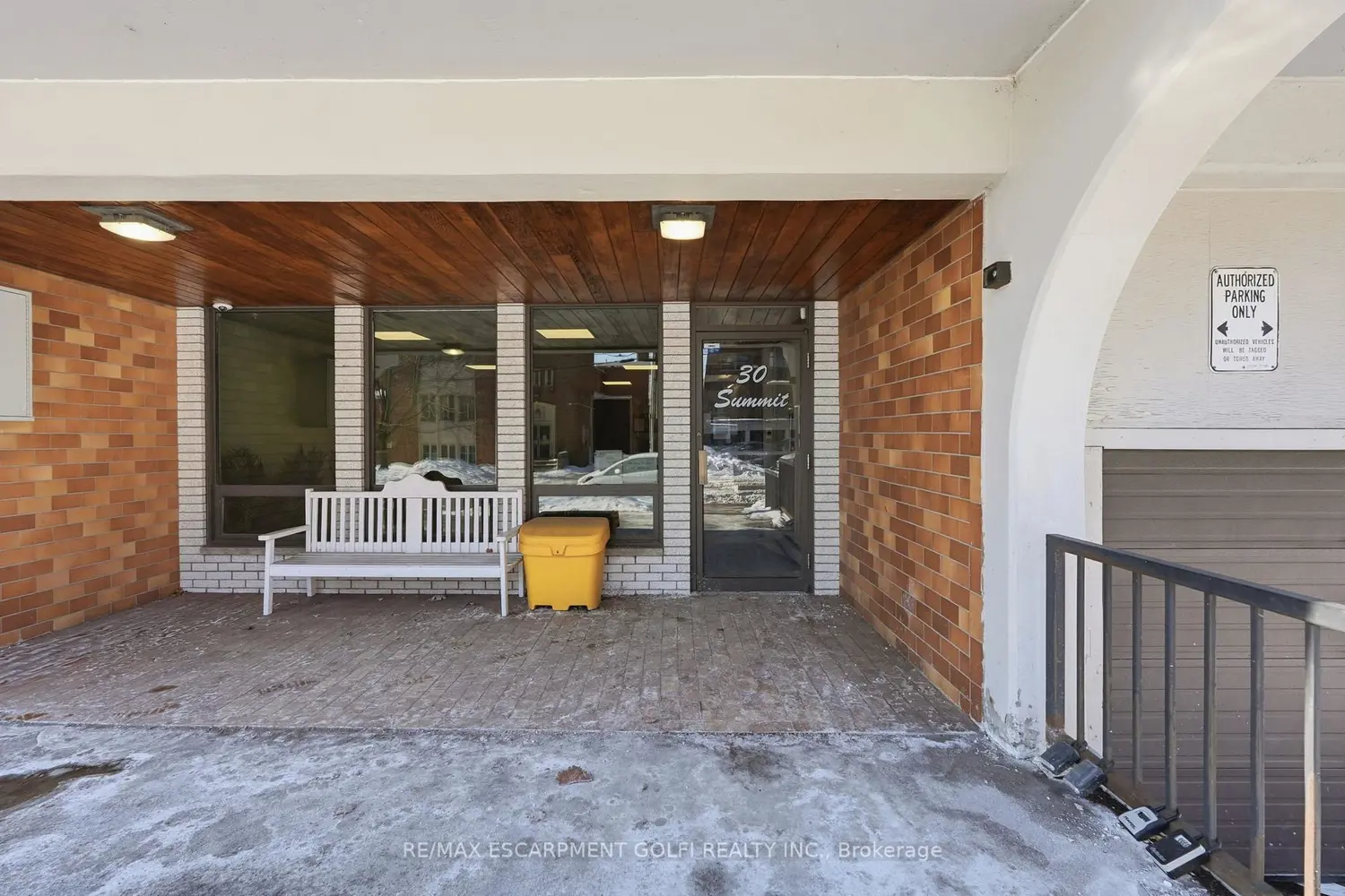30 Summit Avenue 505 photo 4