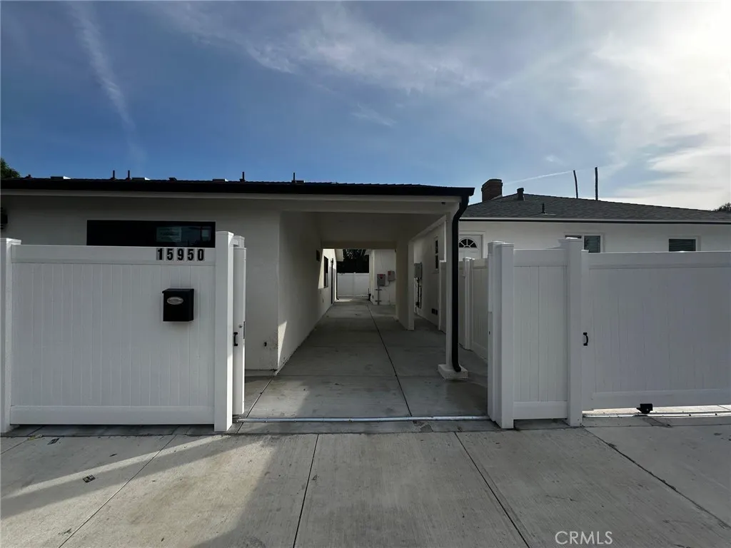 Additional image 2 of 15950 Cohasset St, Van Nuys, CA 91406