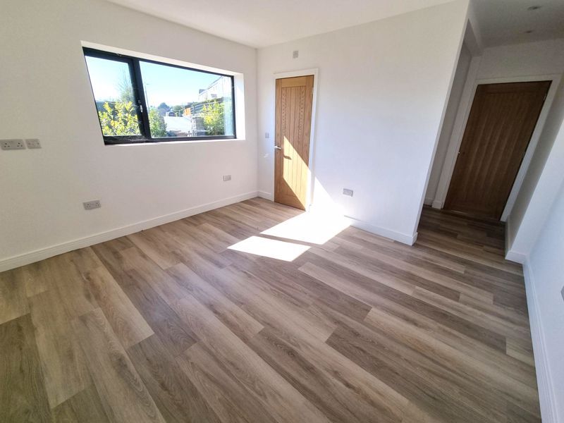 Additional image 18 of 6 bed detached house for salePenrhiw Lane, Machen CF83