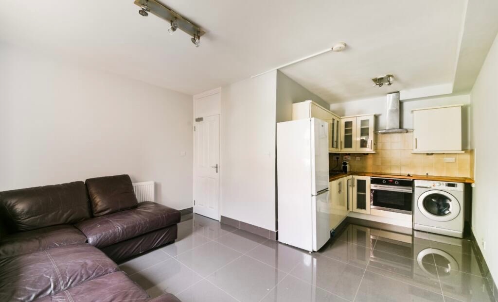 Additional image 2 of 1 Bed Flat, Escuan Lodge, N5, N1 7GU