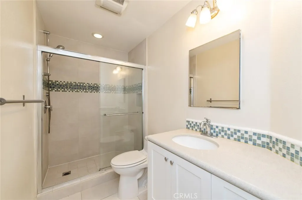 Additional image 22 of 72 Almador, Irvine, CA 92614