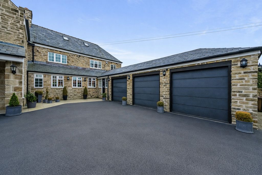 Additional image 33 of 6 bed detached house for saleWigton Lane, Alwoodley, Leeds LS17