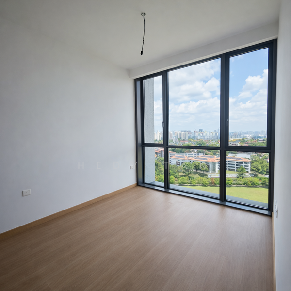 Additional image 2 of 3 Dairy Farm Walk