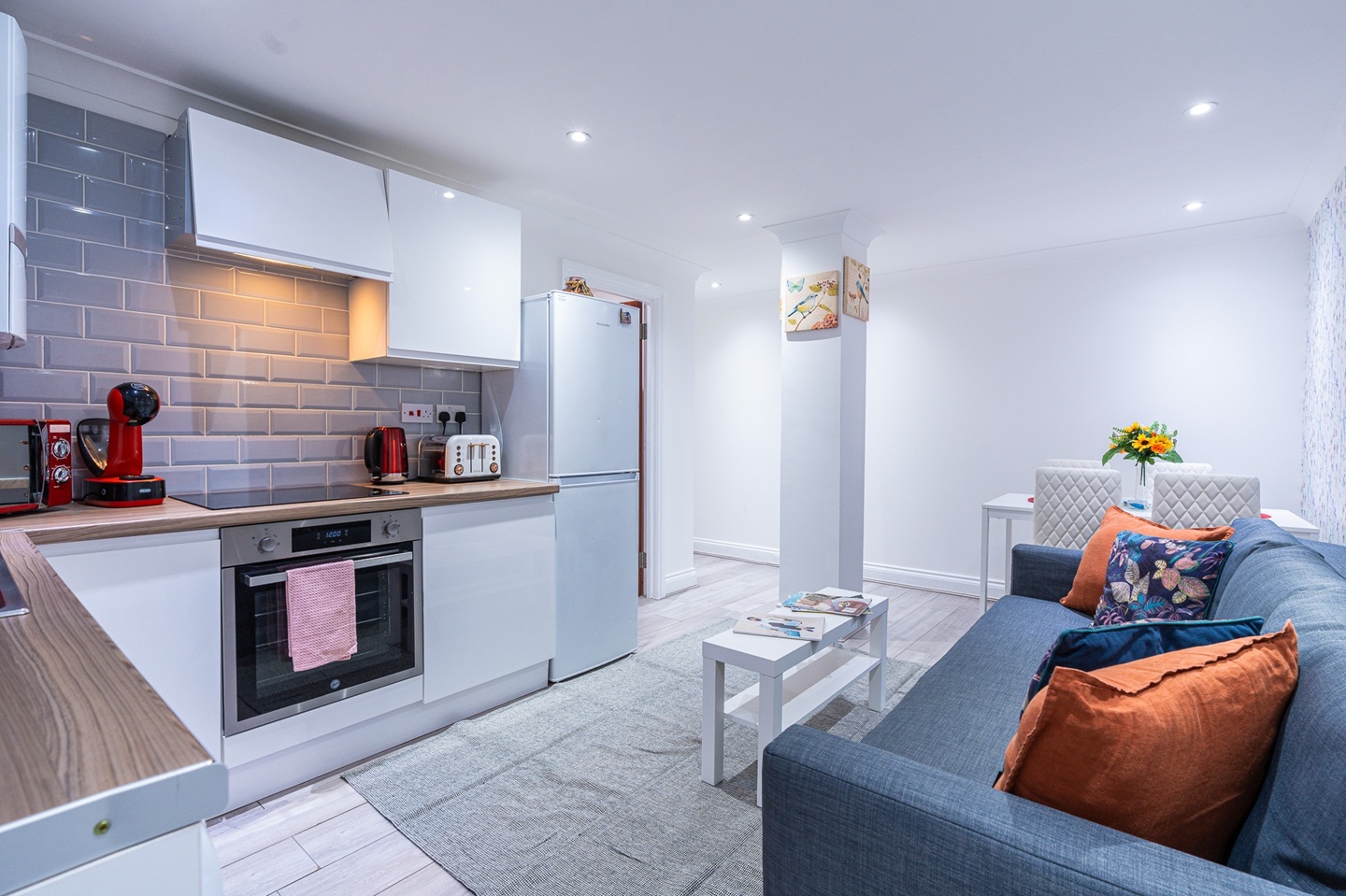 Additional image 5 of 3 Bed Flat, North End Road, W14, N1 7GU