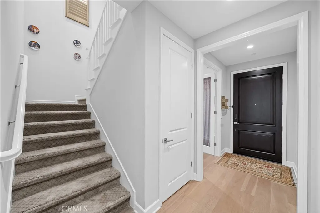 Additional image 6 of 114 Guinness, Irvine, CA 92620