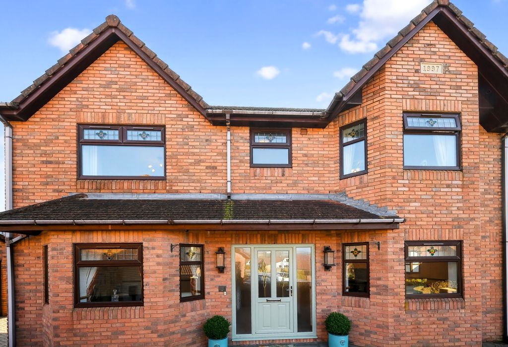 Additional image 2 of 4 bed detached house for saleCae Maen Llwyd, Hengoed, Caerphilly CF82