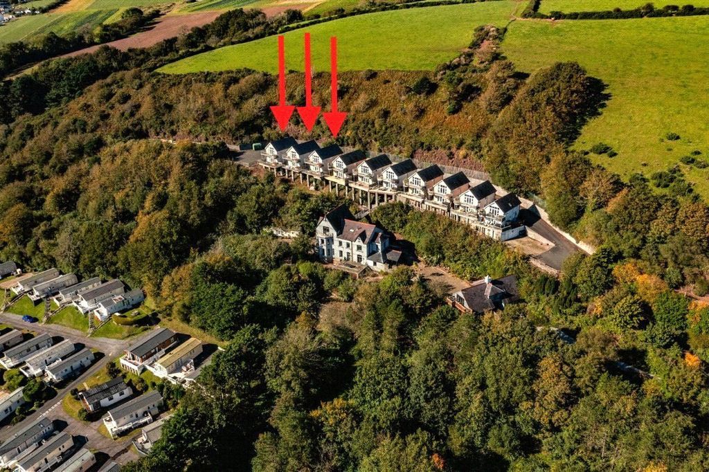 Additional image 4 of 2 bed flat for saleApt 6 (20) Coastal View, Pendine, Carmarthen SA33