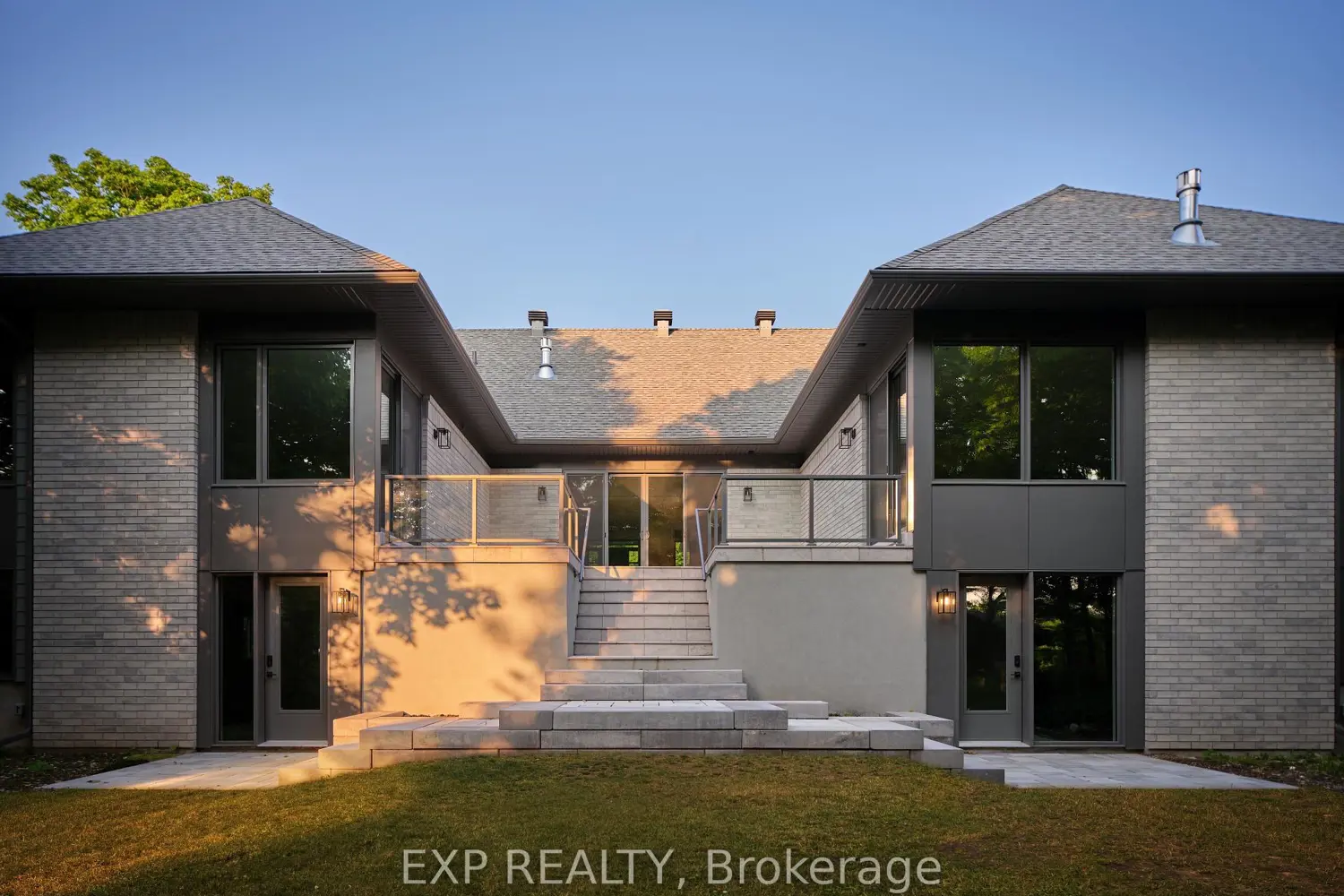 Additional image 17 of 26 Clovelly Road