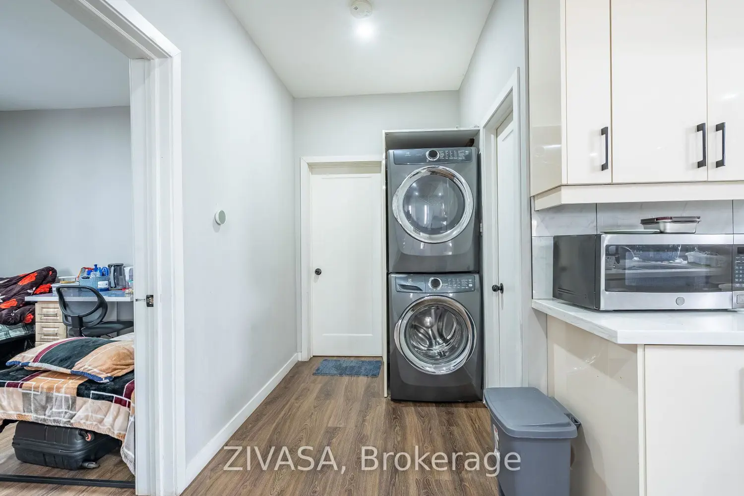 Additional image 13 of 6367 Ker Street