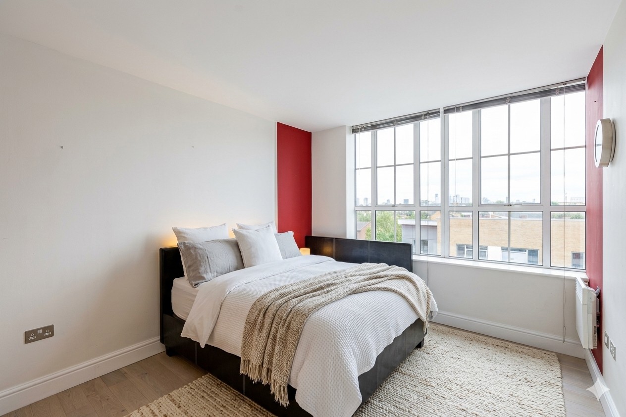 Additional image 5 of 3 Bed Flat, South City Court, SE15, N1 7GU