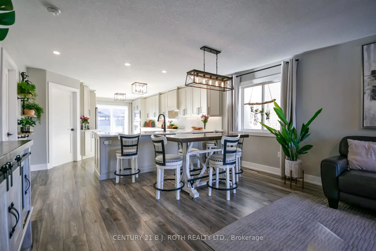 Additional image 2 of 27 Claire Drive