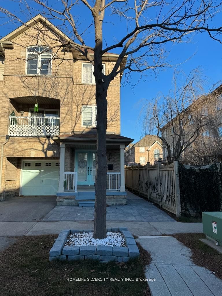 4 Burnsborough Street, Ajax, ON, L1S 0B6