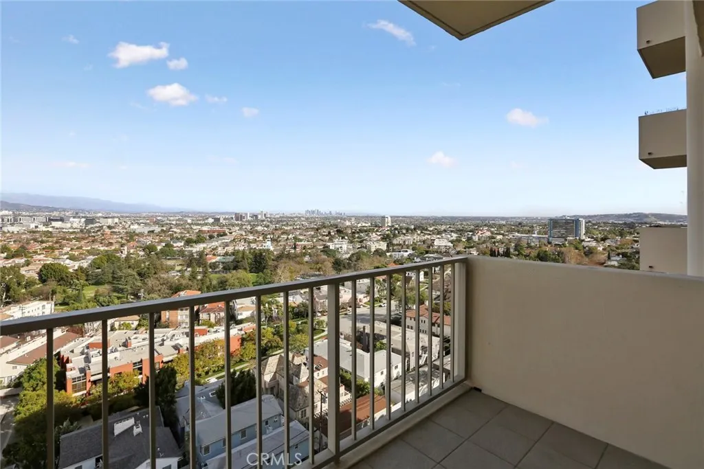 2170 Century Park E Unit 1502, Los Angeles, CA 90067