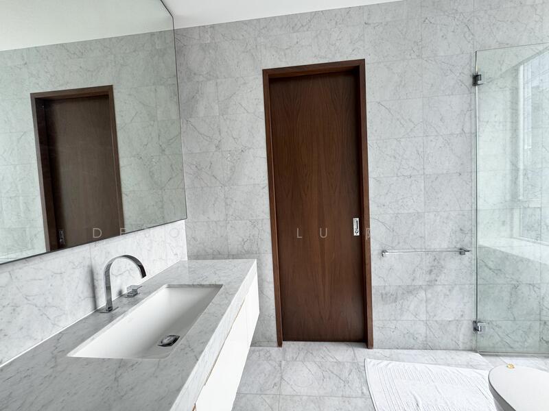 Additional image 14 of 29 Angullia Park