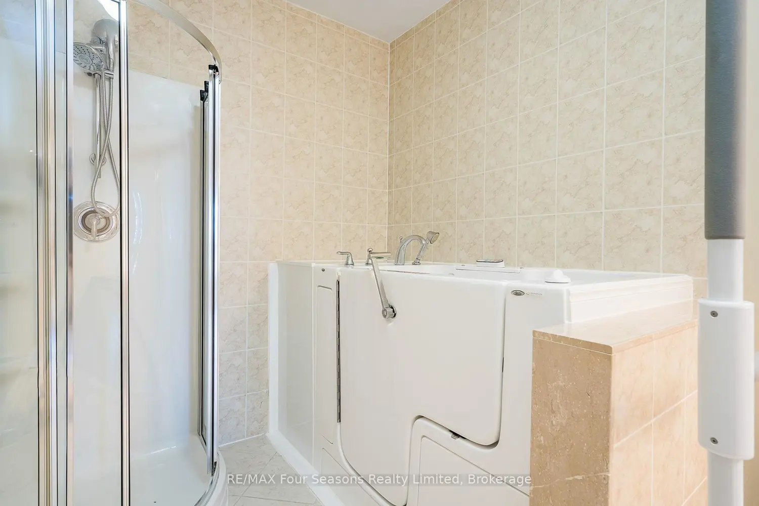 Additional image 13 of 27 Beaver Street 305