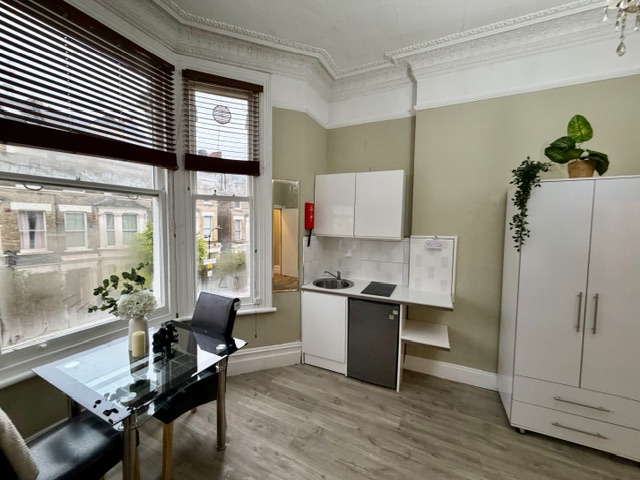 Additional image 16 of 1 Bed Flat, Matheson Road, W14, N1 7GU