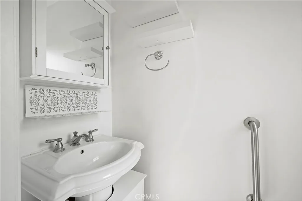 Additional image 18 of 3120 Alabama St, La Crescenta, CA 91214