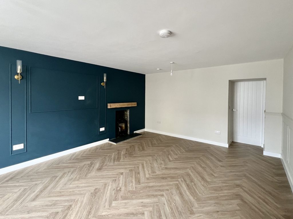 Additional image 11 of 2 bed flat for sale29 St. John Street, Creetown DG8