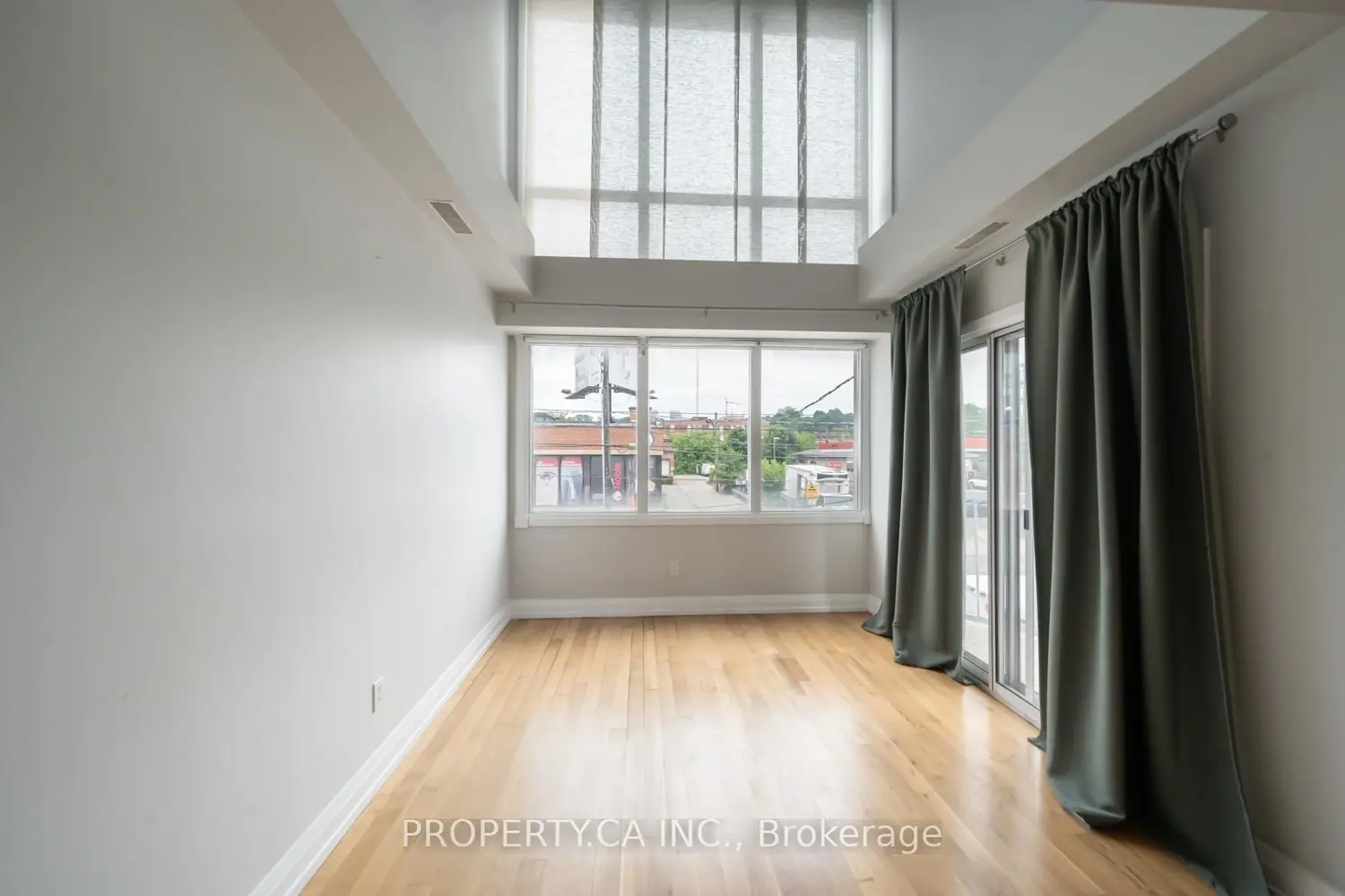 Additional image 3 of 473 Dupont Street 2