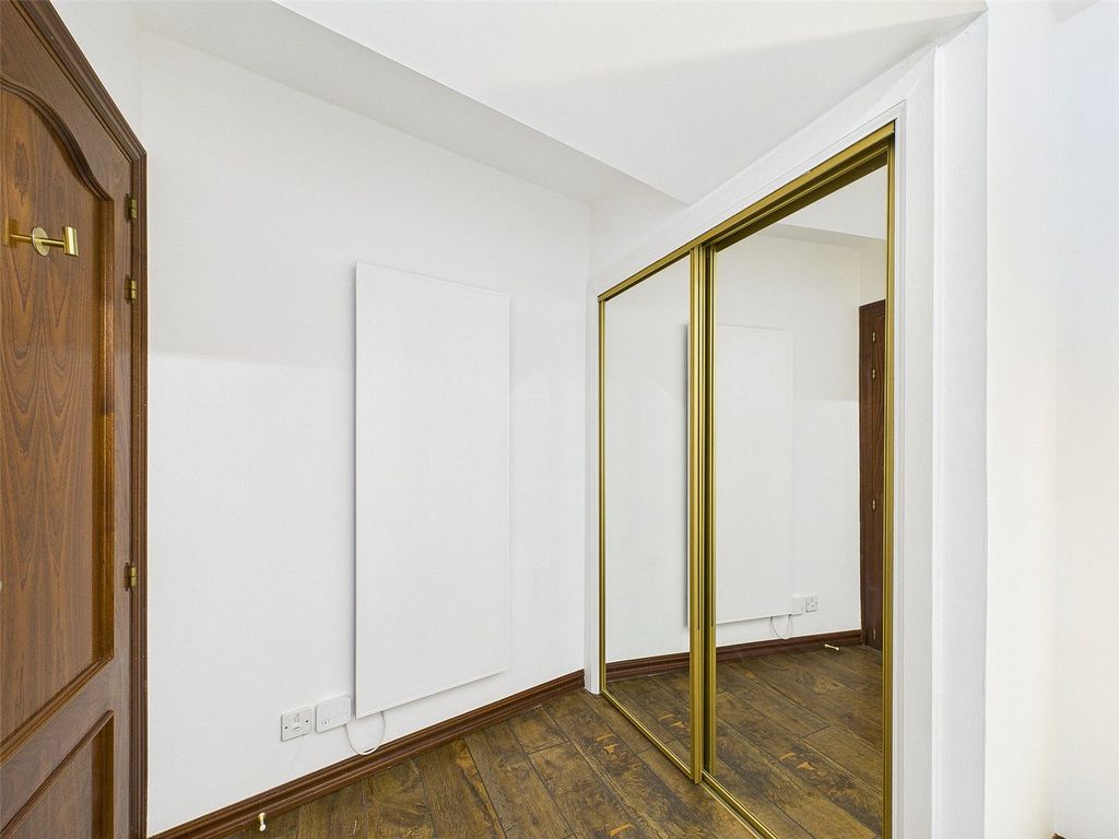 Additional image 18 of 2 bed flat for saleJohns Place, Edinburgh, Midlothian EH6