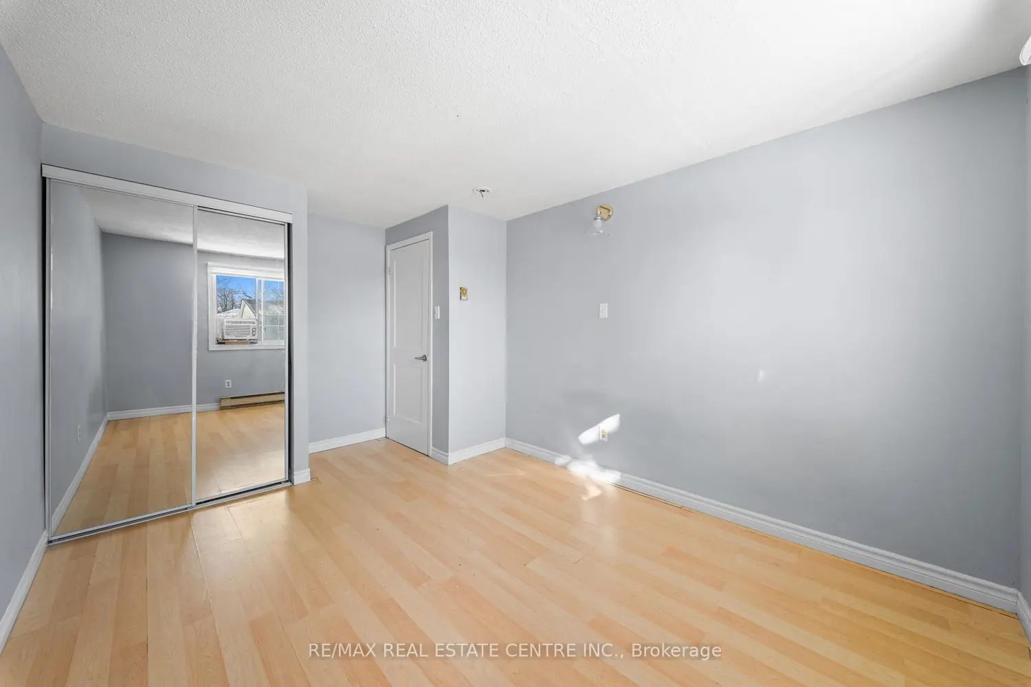 Additional image 15 of 8 Golden Gate Drive