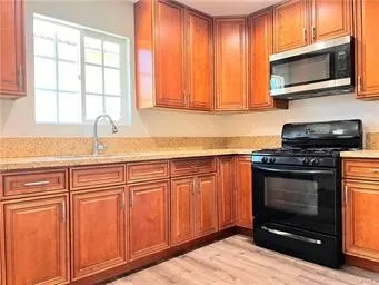 Additional image 43 of 20009 Arminta Street, Winnetka, CA 91306