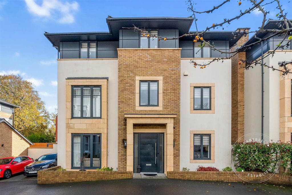 5 bed detached house for saleLlandaff Place, Llandaff, Cardiff CF5