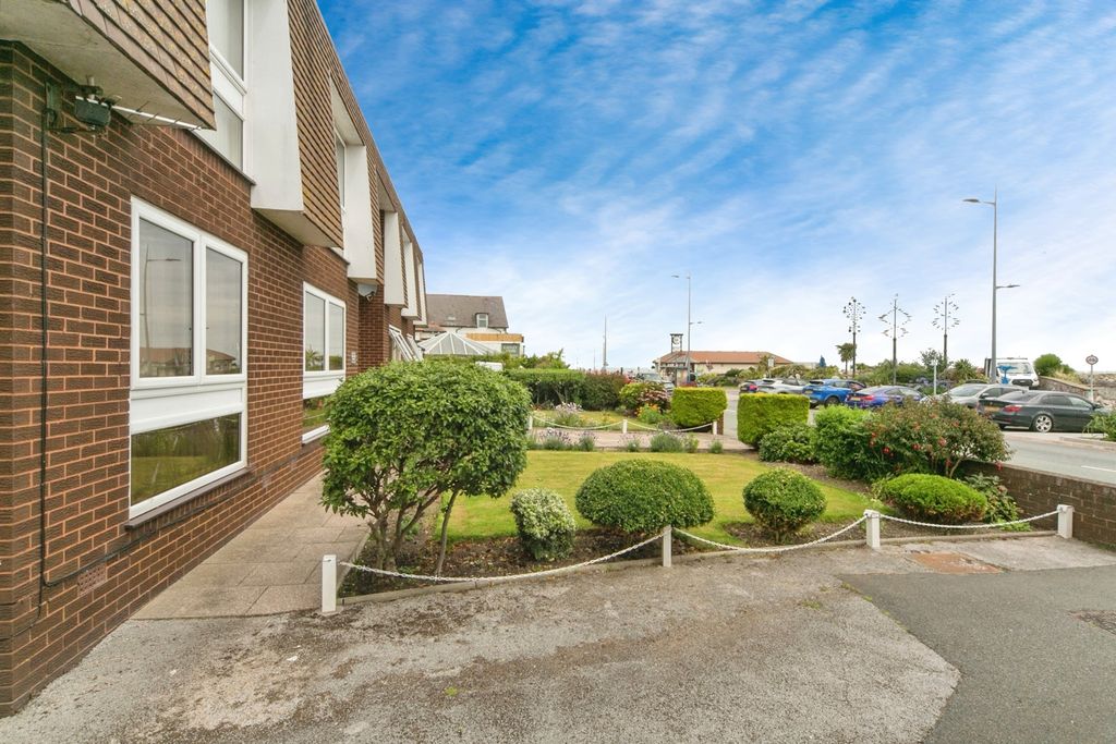 Additional image 11 of 2 bed flat for saleRhos Promenade, Rhos On Sea, Colwyn Bay, Conwy LL28