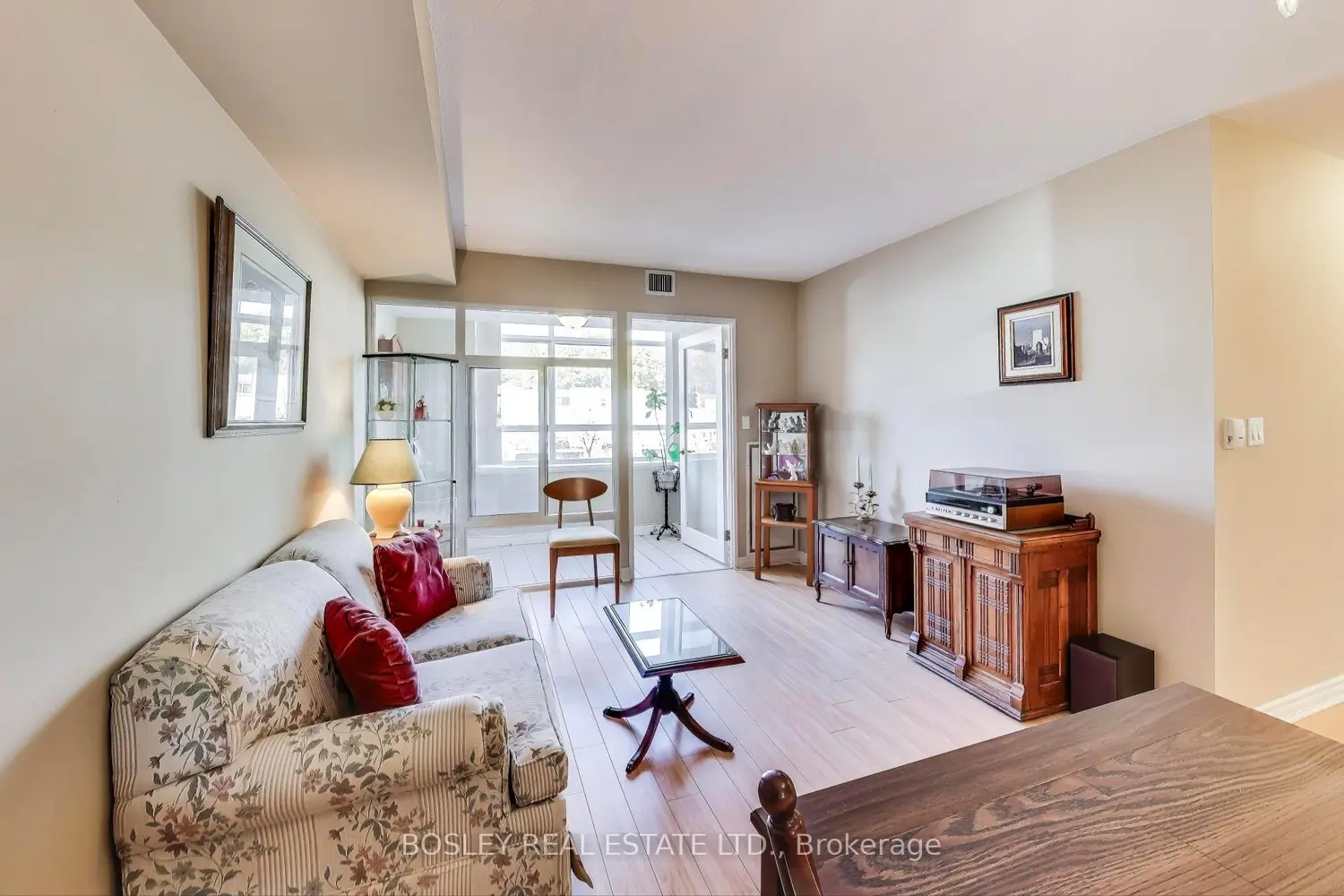 Additional image 4 of 115 Bonis Avenue 216