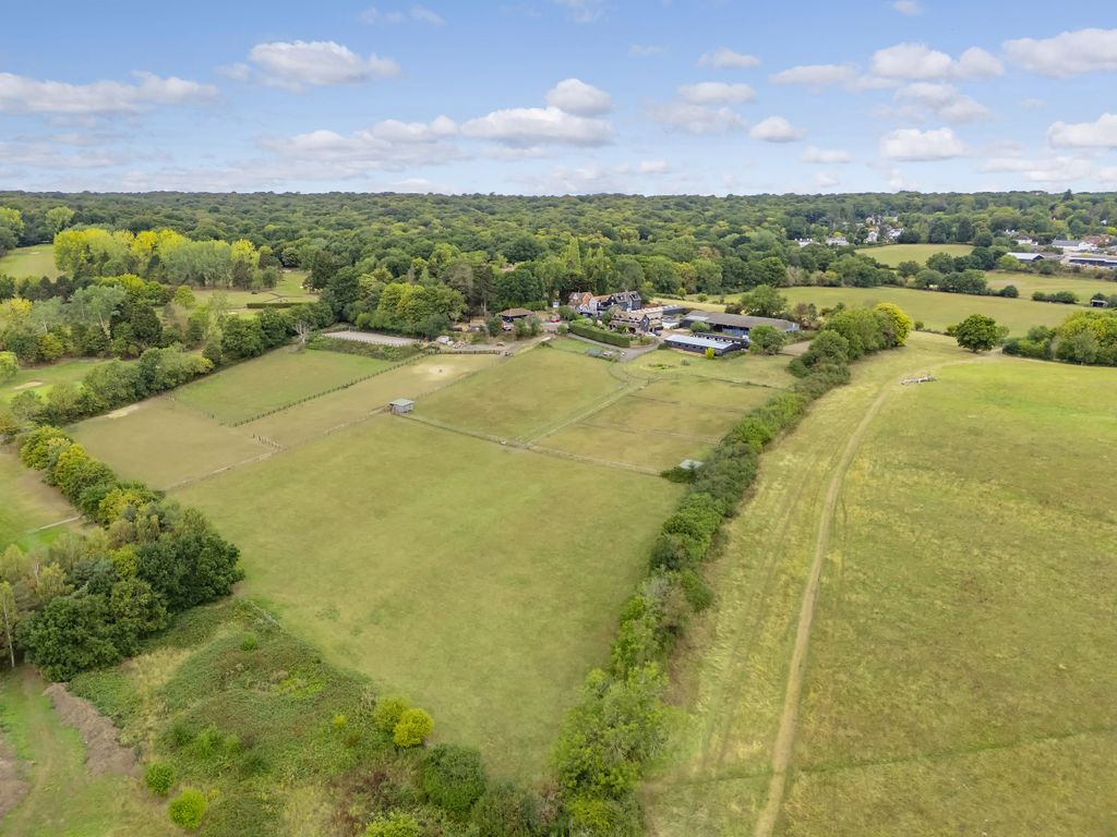 Land for saleLittle Gregories Lane, Theydon Bois CM16