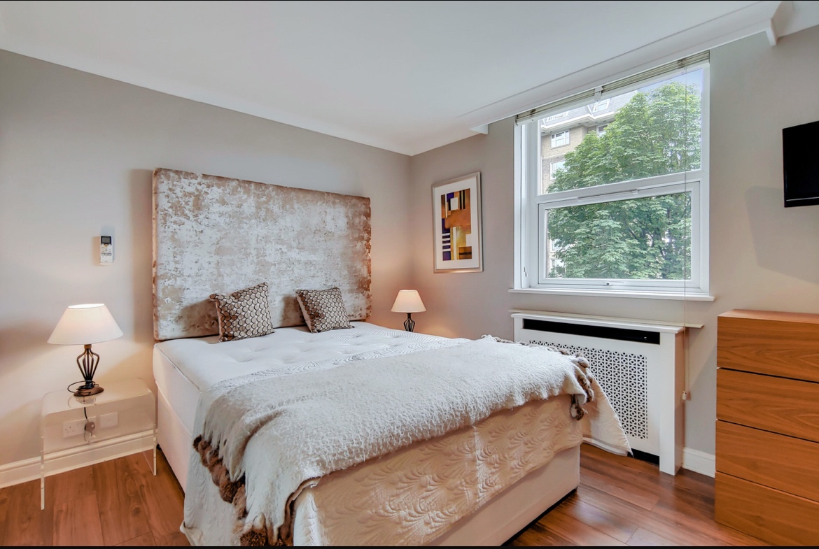 Additional image 8 of 3 Bed Flat, Boydell Court, NW8, N1 7GU