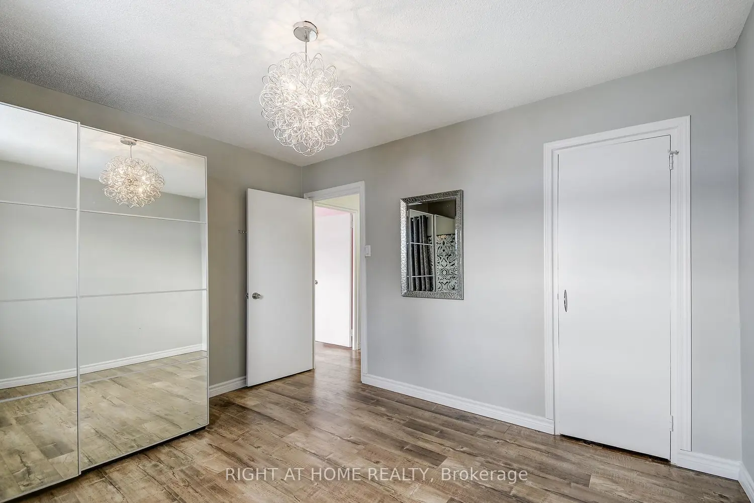 Additional image 16 of 475 Claridge Road 6