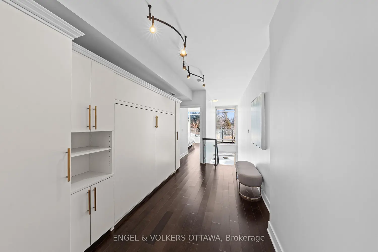 Additional image 9 of 1035 Bank Street 110