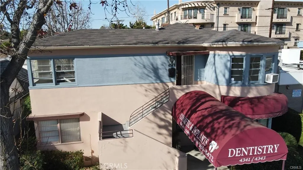 4343 Laurel Canyon Boulevard, Studio City, CA 91604