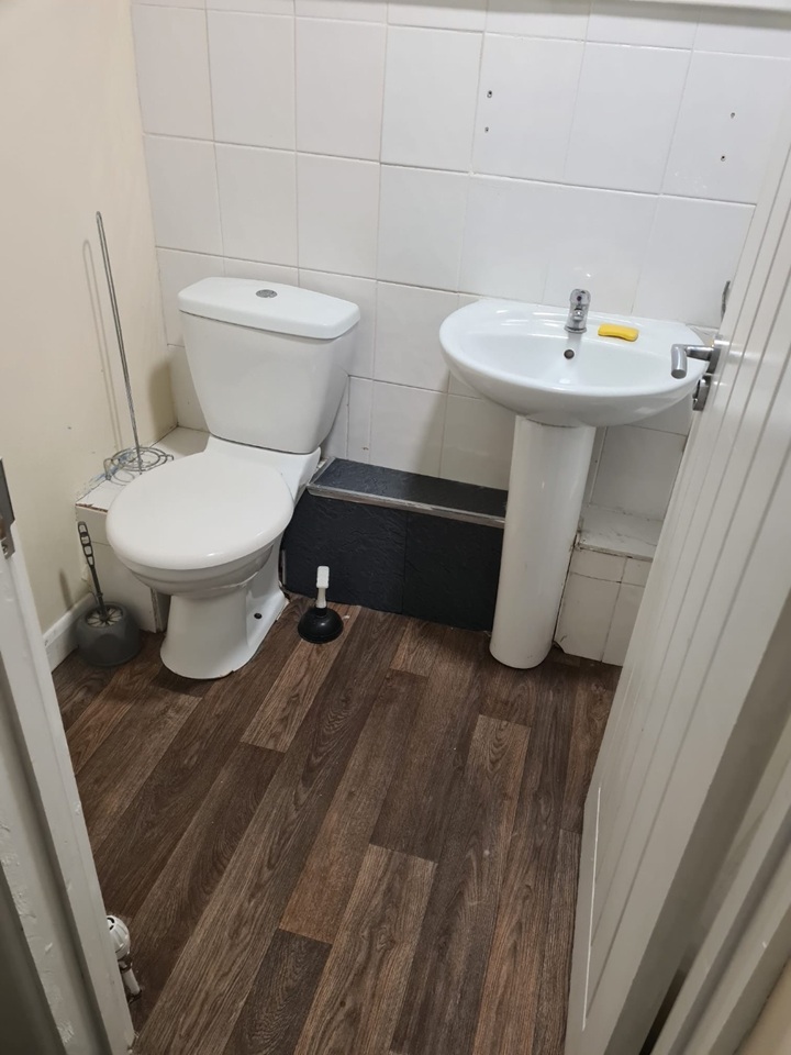 Additional image 4 of Room in a Shared House, Stratford Walk, B36, N1 7GU