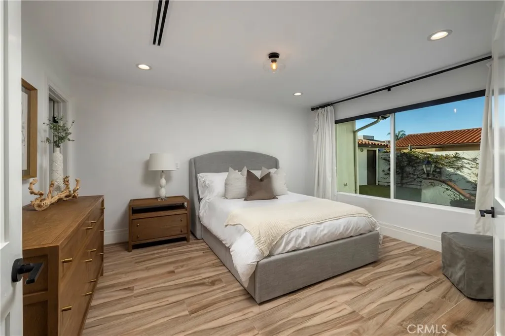 Additional image 19 of 16572 Grimaud Ln, Huntington Beach, CA 92649