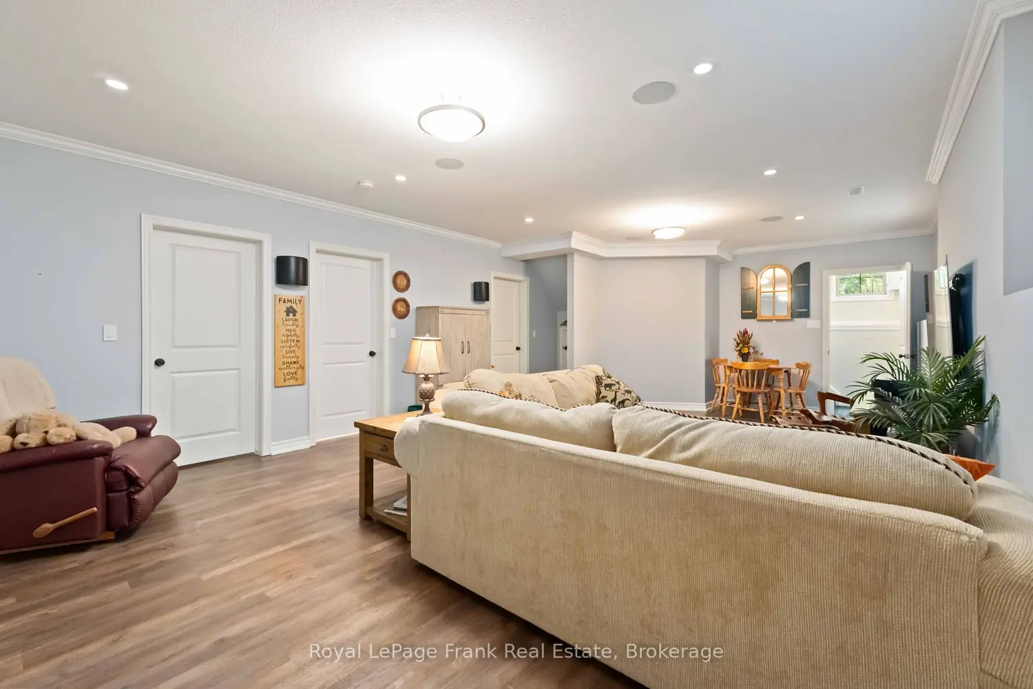 Additional image 20 of 61 Frontier Drive