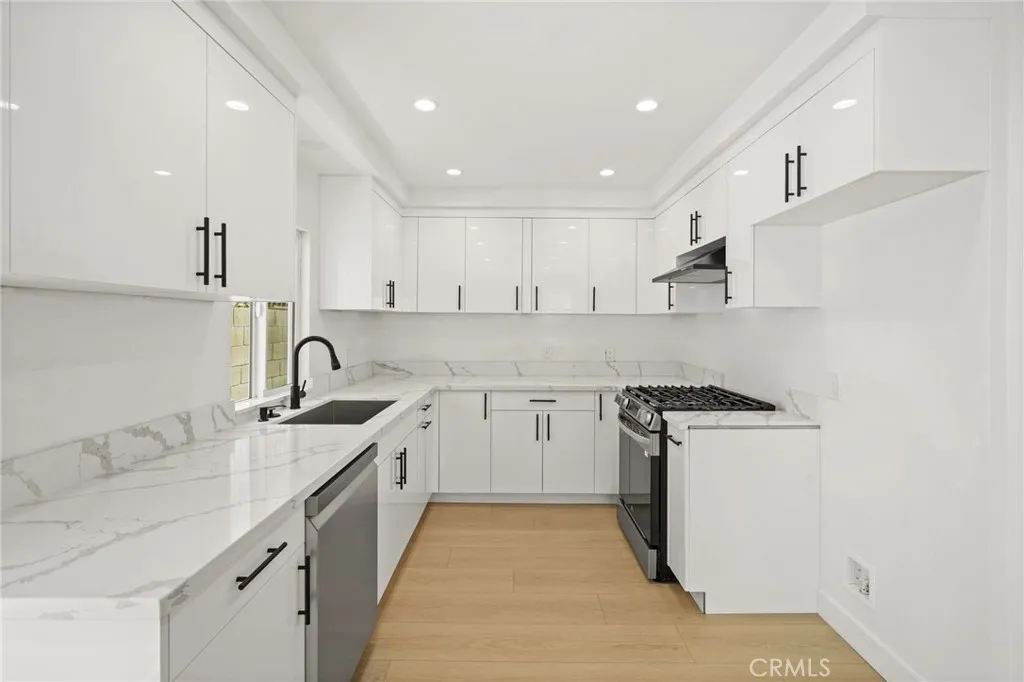 Additional image 13 of 7010 Lennox Avenue Unit A, Van Nuys, CA 91405