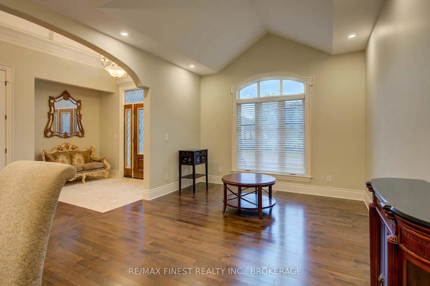 Additional image 3 of 43 Crerar Boulevard