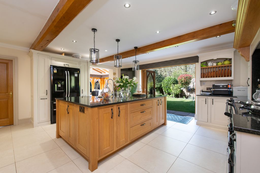 Additional image 7 of 5 bed detached house for saleSale Green, Worcestershire WR9