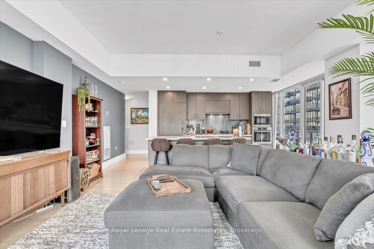 Additional image 6 of 323-29 Queens Quay E, Toronto, ON, M5E 0A4