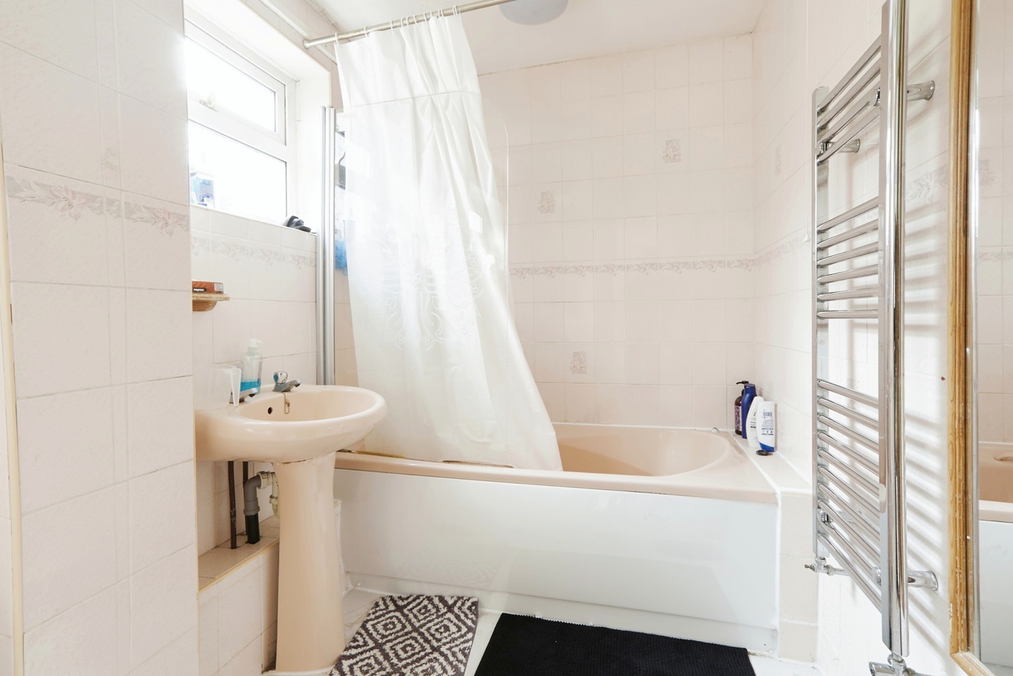 Additional image 5 of 2 Bed Semi-Detached House, Rosebank Gardens, LS3, N1 7GU