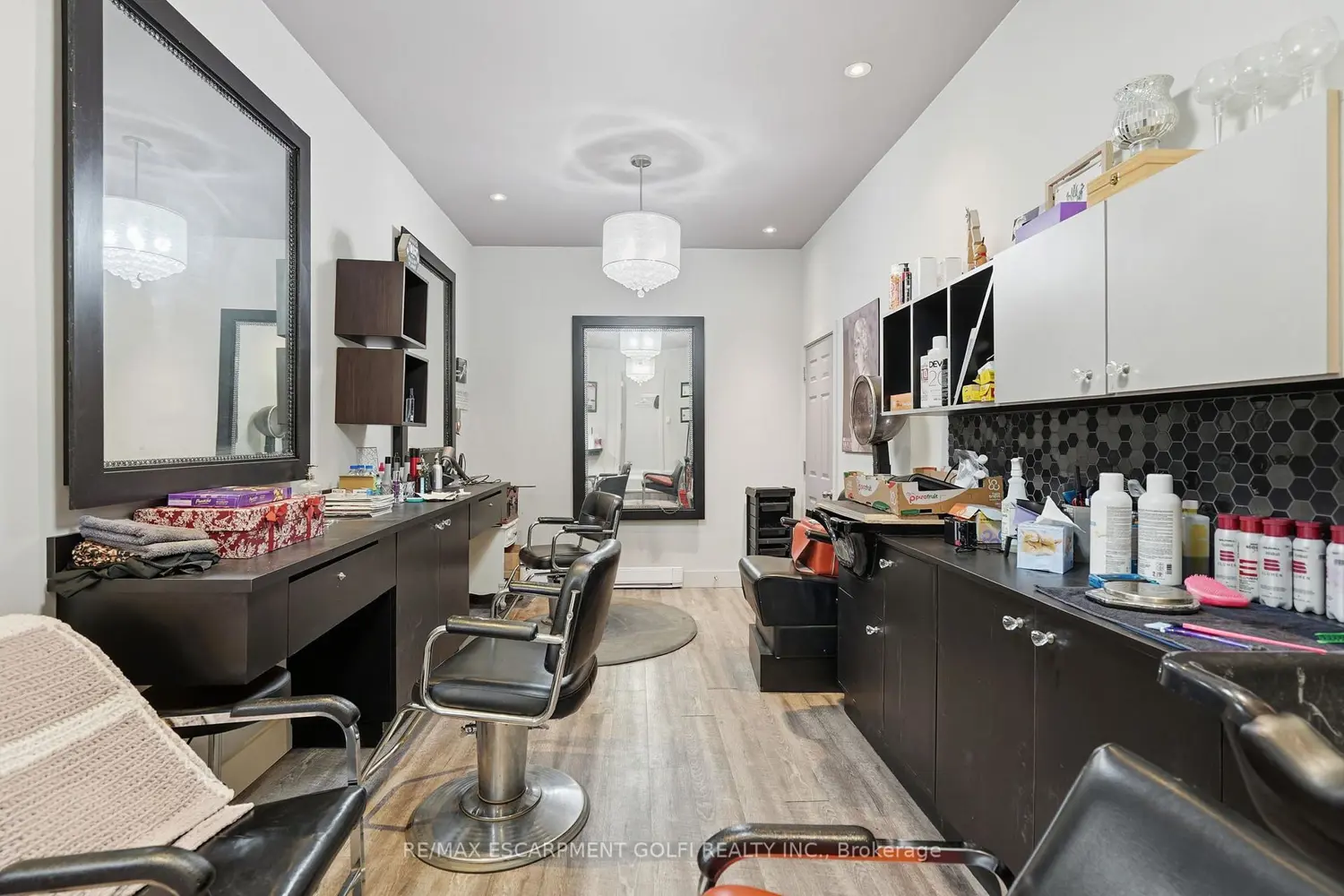 Additional image 9 of 17 Strawberry Lane