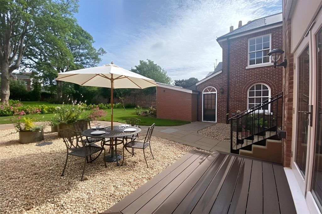 Additional image 10 of 3 bed flat for saleMagdalen Road, Exeter EX2
