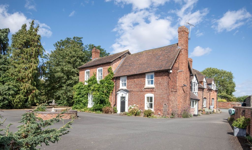 6 bed detached house for salePlealey, Pontesbury, Shrewsbury, Shropshire SY5