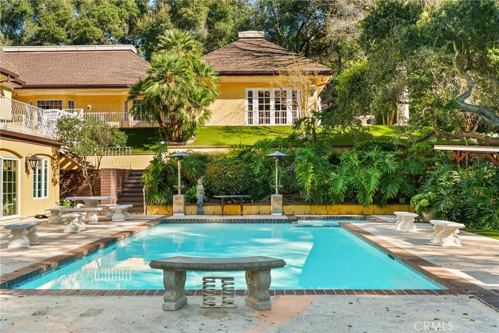 Additional image 91 of 809 Highland Drive, La Canada Flintridge, CA 91011